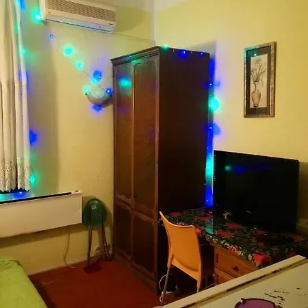 Apartment Garden *